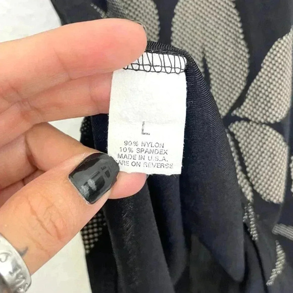 VTG Briggs Women's Black Beige Cling Top Short Sleeve Large Floral Y2K - Picture 5 of 8